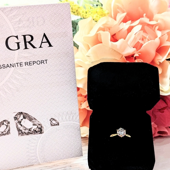 1CT Moissanite Solitaire Engagement Ring, 6 Prong, - Size 5, 7, 8 - Picture 3 of 6